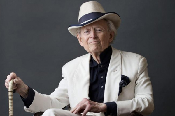 Tom Wolfe.