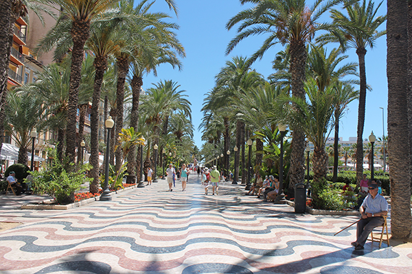 Paseo de la Explanada de Alicante. Foto: REDACCIÓN HdL