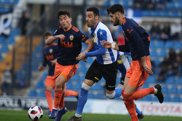 Momento del partido disputado entre Hércules CF y Valencia Mestalla. FOTO: Hércules CF